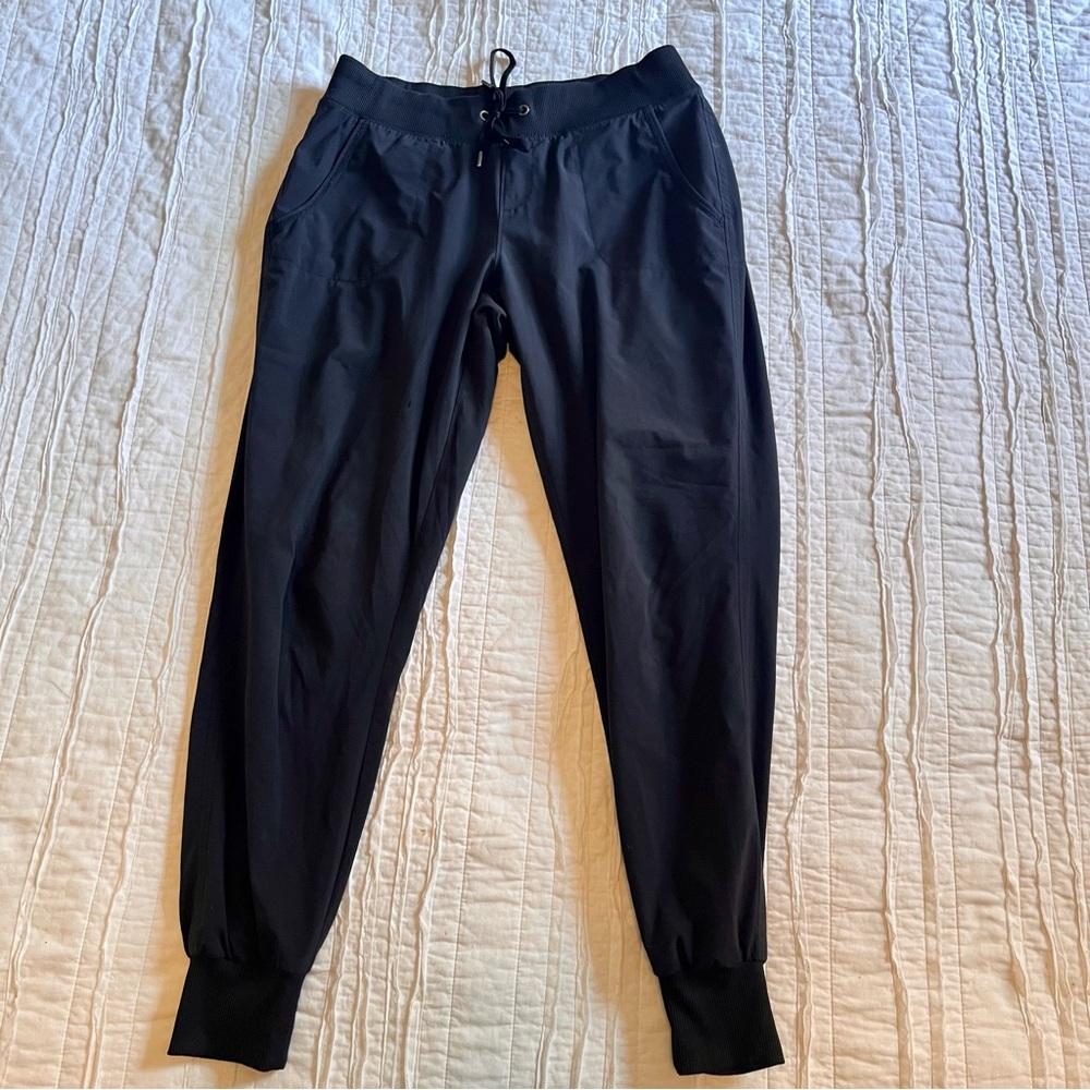 Athleta Black Drawstring Cuffed Jogger Pants – Size 2